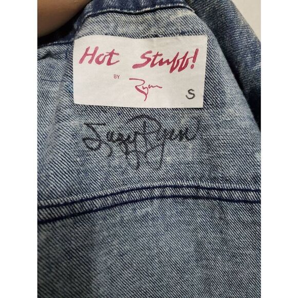 Hot Stuff by Suzy Ryan Signed Art To Wear Sunflower Embellished Denim Jacket - Picture 3 of 12